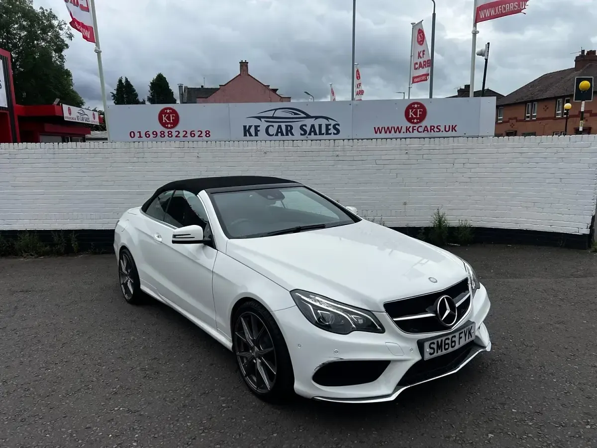 Used Mercedes E220 AMG line 174 HP (127 kW) 2016 White Cabriolet