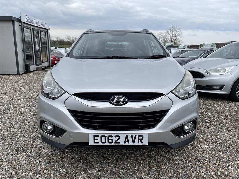 Used Hyundai ix35 Premium 134 HP (98 kW) 2012 Silver SUV