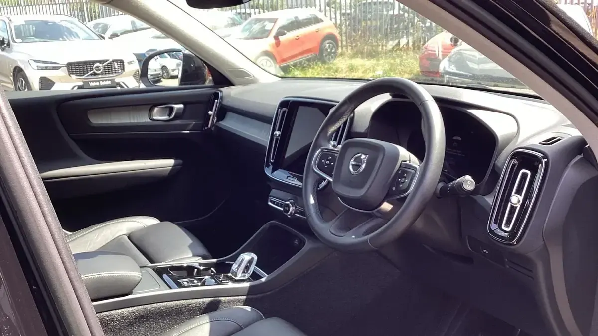 Used Volvo XC40 Plus 2022 Black SUV