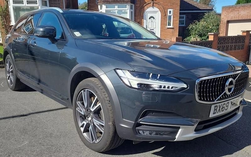 Used 2020 Volvo V90 CC Plus Estate | £25,899 (Fair price) - Image 1/1