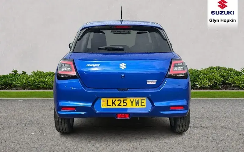 New Suzuki Swift 82 HP (60 kW) 2025 Blue Hatchback