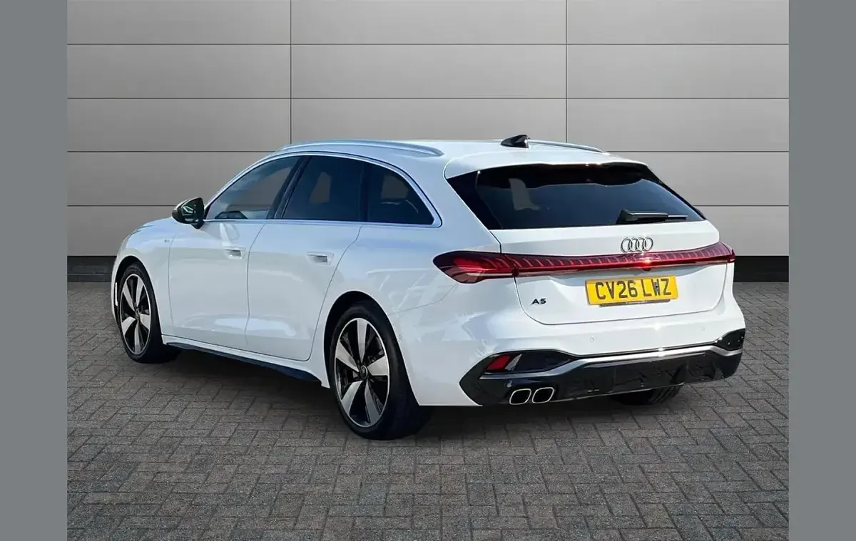 Used Audi A5 S-Line 200 HP (147 kW) 2026 White Estate