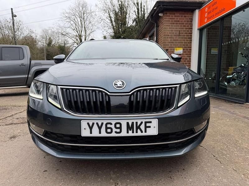 Used Skoda Octavia SE L 190 HP (139 kW) 2019 Grey Estate