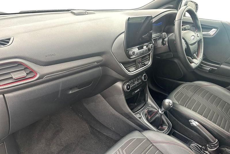 Used Ford Puma ST-Line X 125 HP (91 kW) 2023 Silver SUV