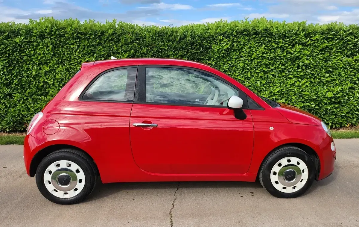 Used Fiat 500 69 HP (50 kW) 2013 Red Hatchback