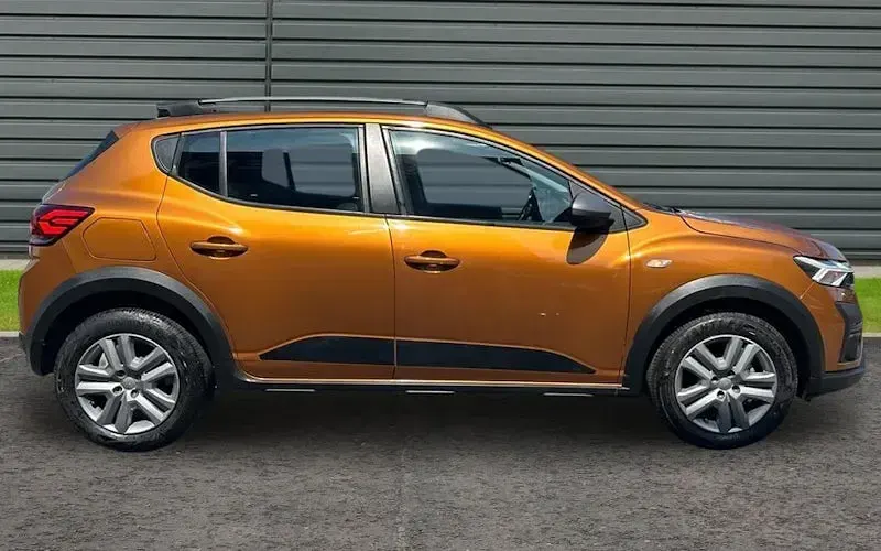 Usado Dacia Sandero Expression 91 HP (66 kW) 2025 Citadino