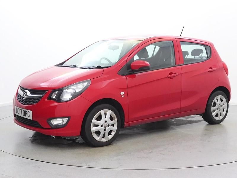 Used Vauxhall Viva 75 HP (55 kW) 2017 Red Hatchback