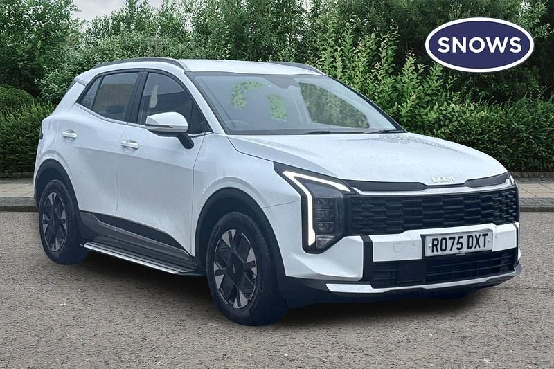 Used Kia Sportage 235 HP (172 kW) 2025 Fusion white SUV