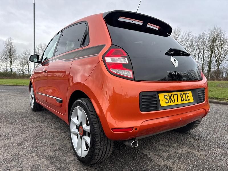 Used Renault Twingo Dynamique 2017 Orange Hatchback