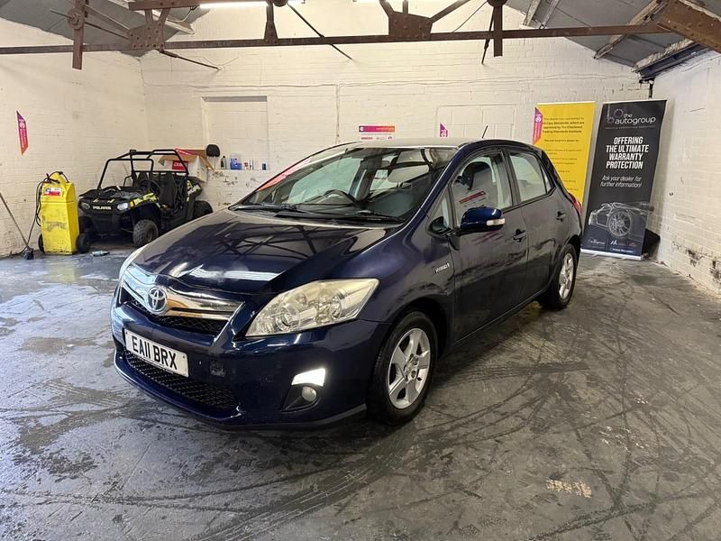Used Toyota Auris Hybrid T4 2011 Blue Hatchback