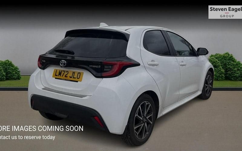 Used Toyota Yaris Hybrid Design 116 HP (85 kW) 2026 Hatchback