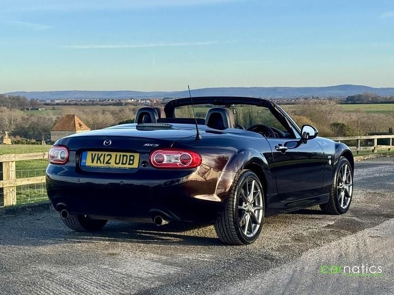 Used Mazda MX5 Edition 160 HP (117 kW) 2012 Maroon Cabriolet
