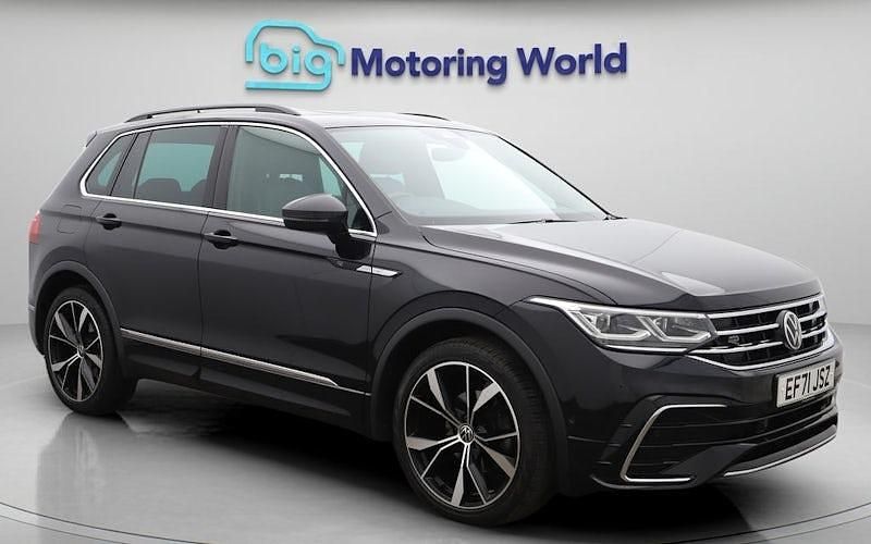 Used VW Tiguan R-line 150 HP (110 kW) 2022 Black SUV
