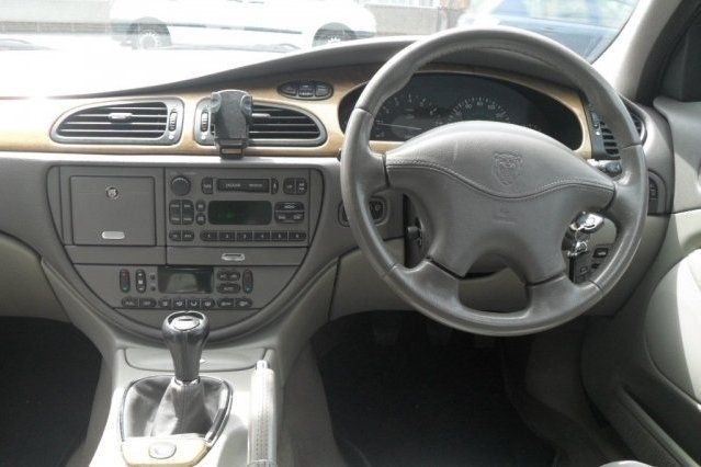 Usado Jaguar S-Type S 240 HP (176 kW) 2001 Sedan
