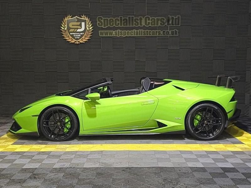 Used Lamborghini Huracán 610 HP (448 kW) 2016 Green Cabriolet