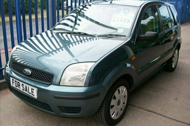 Used 2003 Ford Fusion Estate | £2,495 (A bit pricey) - Image 1/4