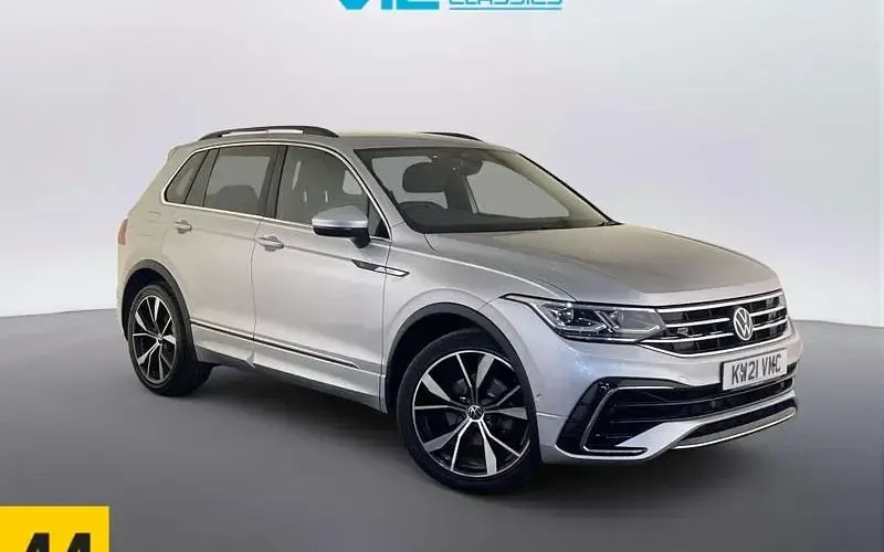 Begagnad VW Tiguan R-line 150 HK (110 kW) 2023 SUV