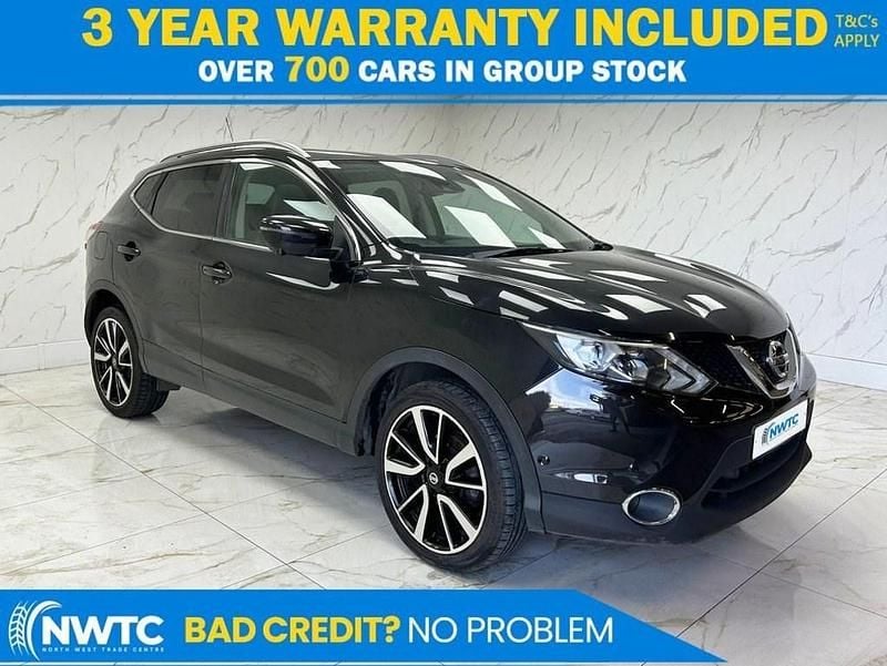 Black Used 2017 Nissan Qashqai S SUV | £8,095 (Good price) - Image 1/4