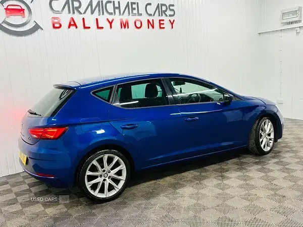 Used Seat Leon FR 184 HP (135 kW) 2017 Blue Hatchback