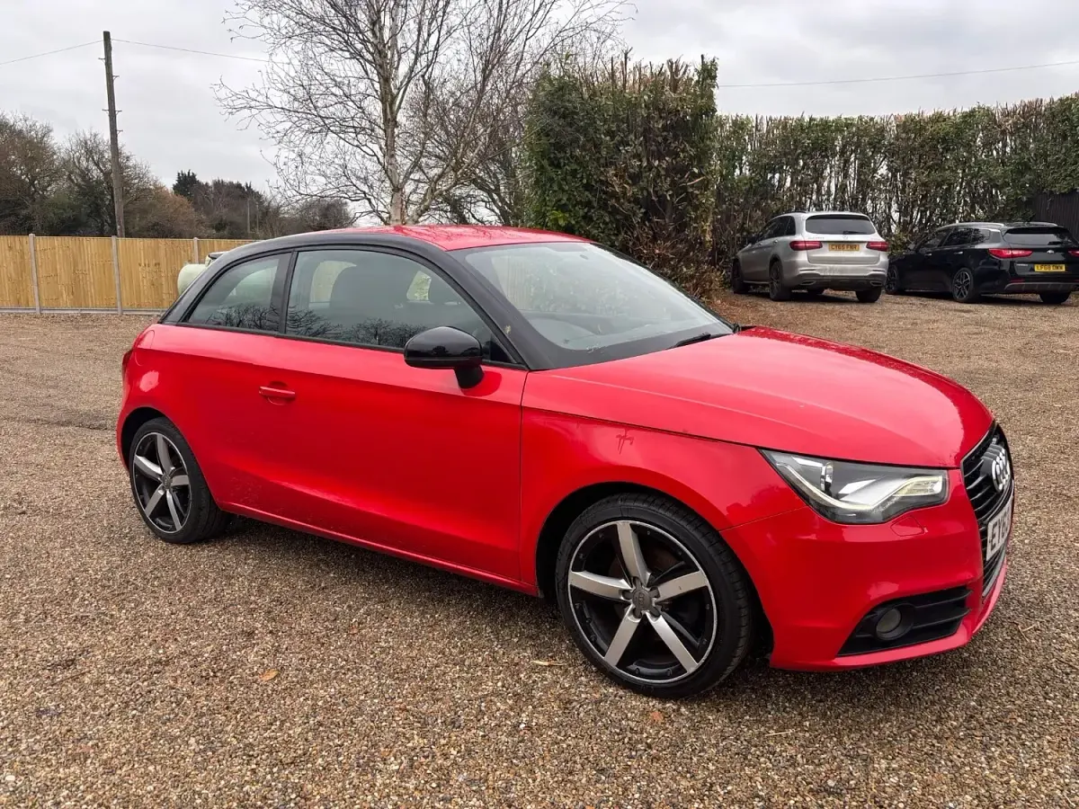 Used Audi A1 Design 122 HP (89 kW) 2013 Red Hatchback