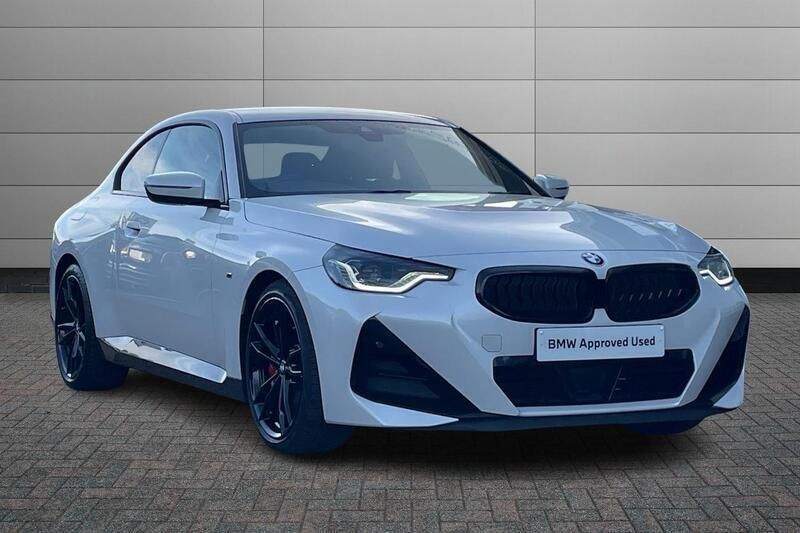 White Used 2022 BMW 220 M Sport Coupe | £26,995 (A bit pricey) - Image 1/4