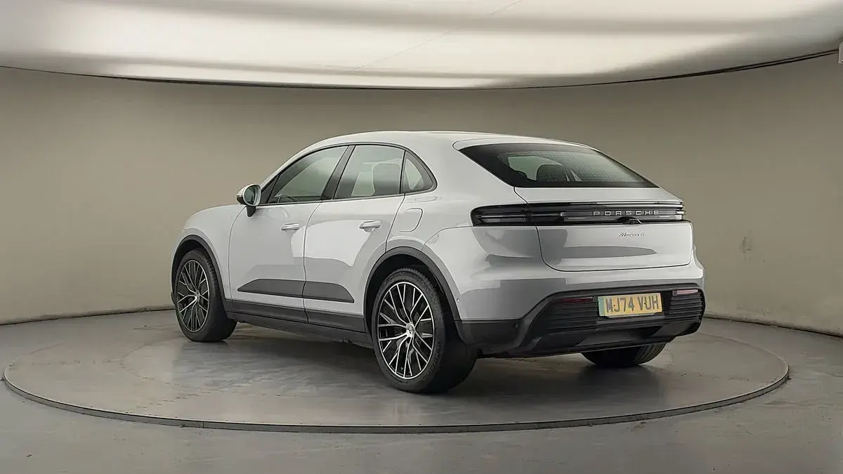 Used Porsche Macan 300 kW (408 HP) 2024 Grey SUV