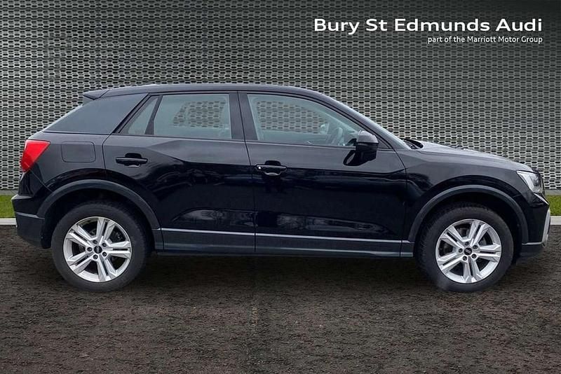 Usado Audi Q2 Sport 147 CV (108 kW) 2024 Negro SUV