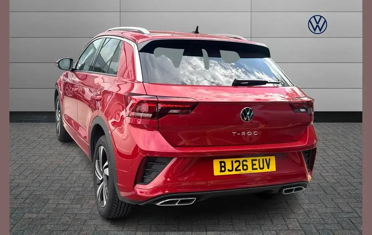 Used VW T-Roc R-line 150 HP (110 kW) 2026 Red SUV