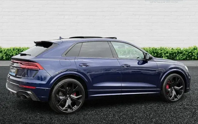 Used Audi Q8 600 HP (441 kW) 2021 Blue SUV