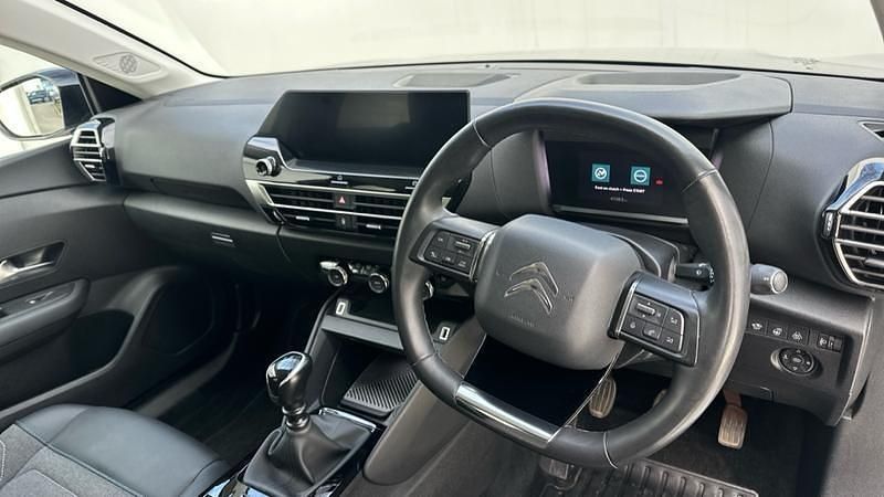 Used Citroën C4 PureTech 102 HP (75 kW) 2022 Grey Hatchback