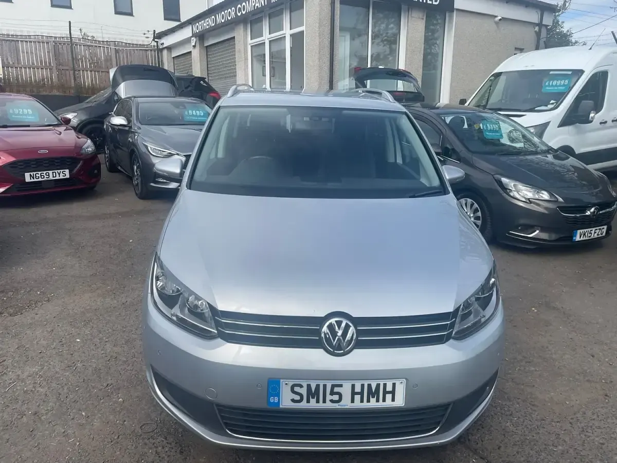 Używany VW Touran SE 105 KM (77 kW) 2015 Srebrny Minivan