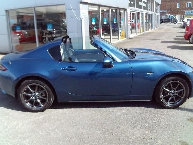 Begagnad Mazda MX5 Inclusive 132 HK (97 kW) 2019 Blå Cab