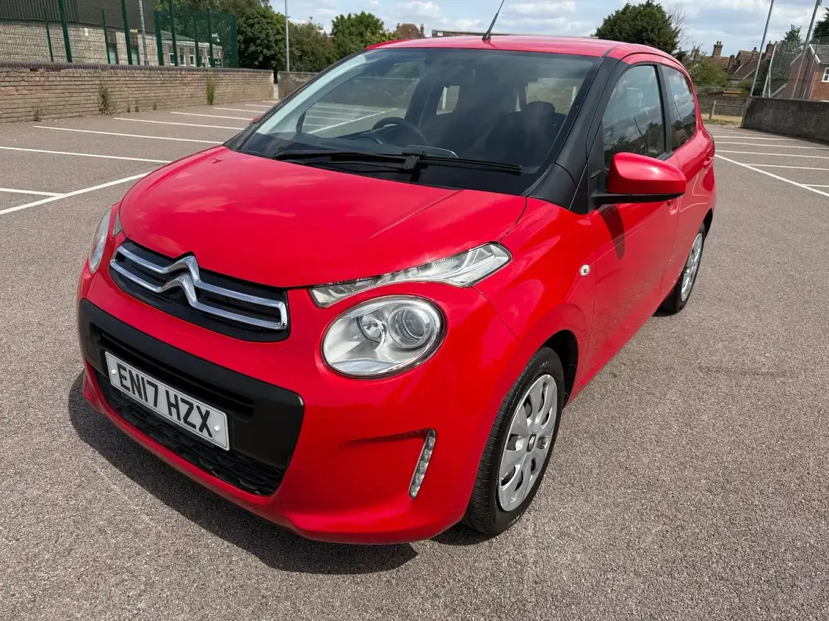 Used Citroën C1 Feel 68 HP (50 kW) 2017 Red Hatchback