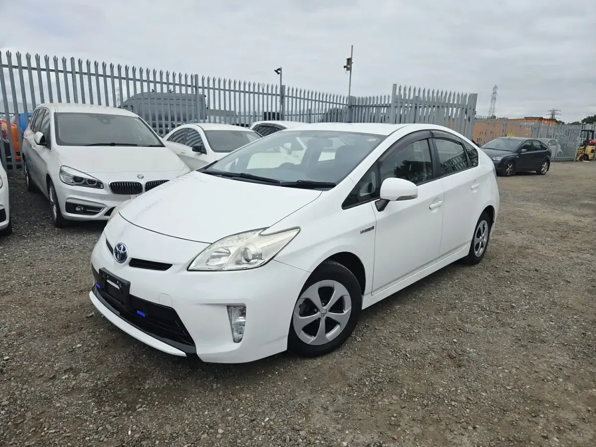 Used Toyota Prius 2015 White