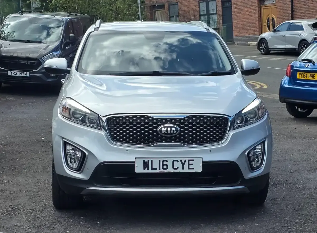 Begagnad Kia Sorento 200 HK (147 kW) 2016 Silver SUV