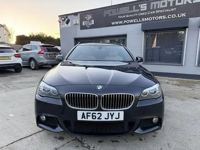 Begagnad BMW 520 M Sport 2012 Grå Kombi