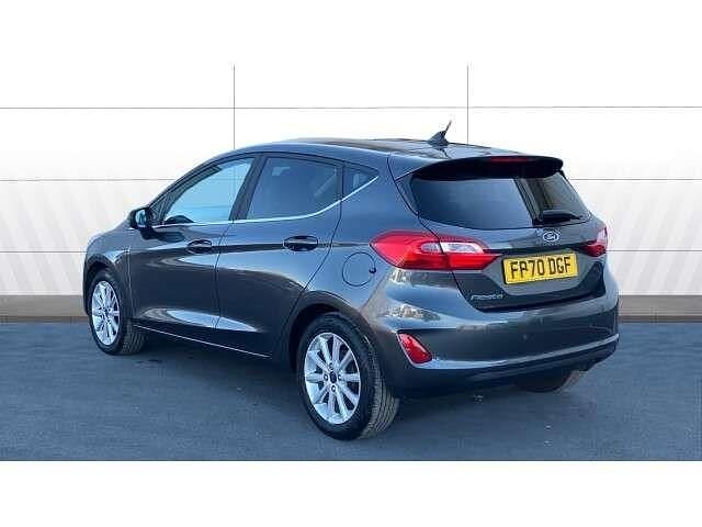 Usado Ford Fiesta Titanium 95 HP (69 kW) 2020 Cinzento Citadino