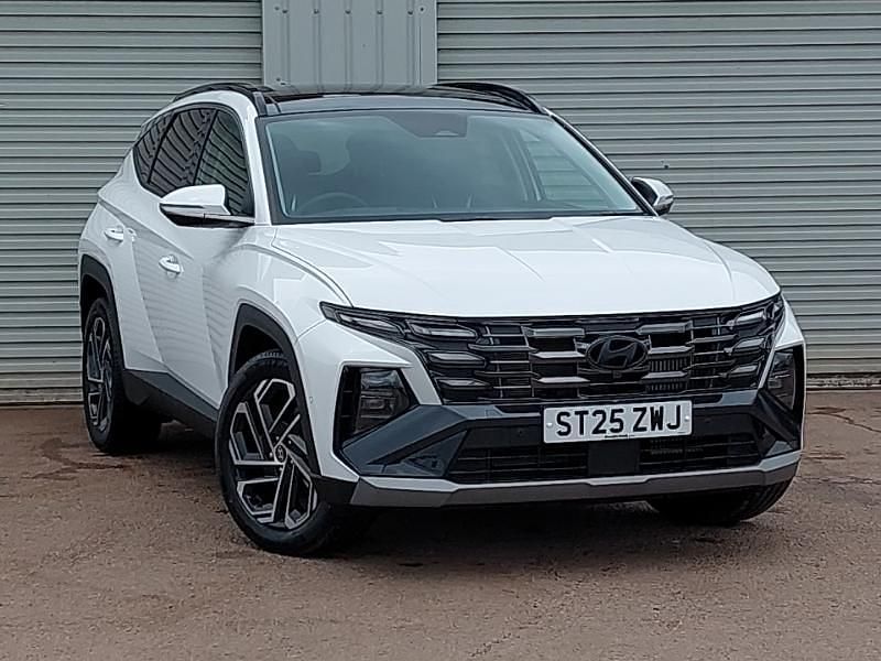Pearl serenity white New 2025 Hyundai Tucson Ultimate SUV | £31,998 (Super price) - Image 1/4