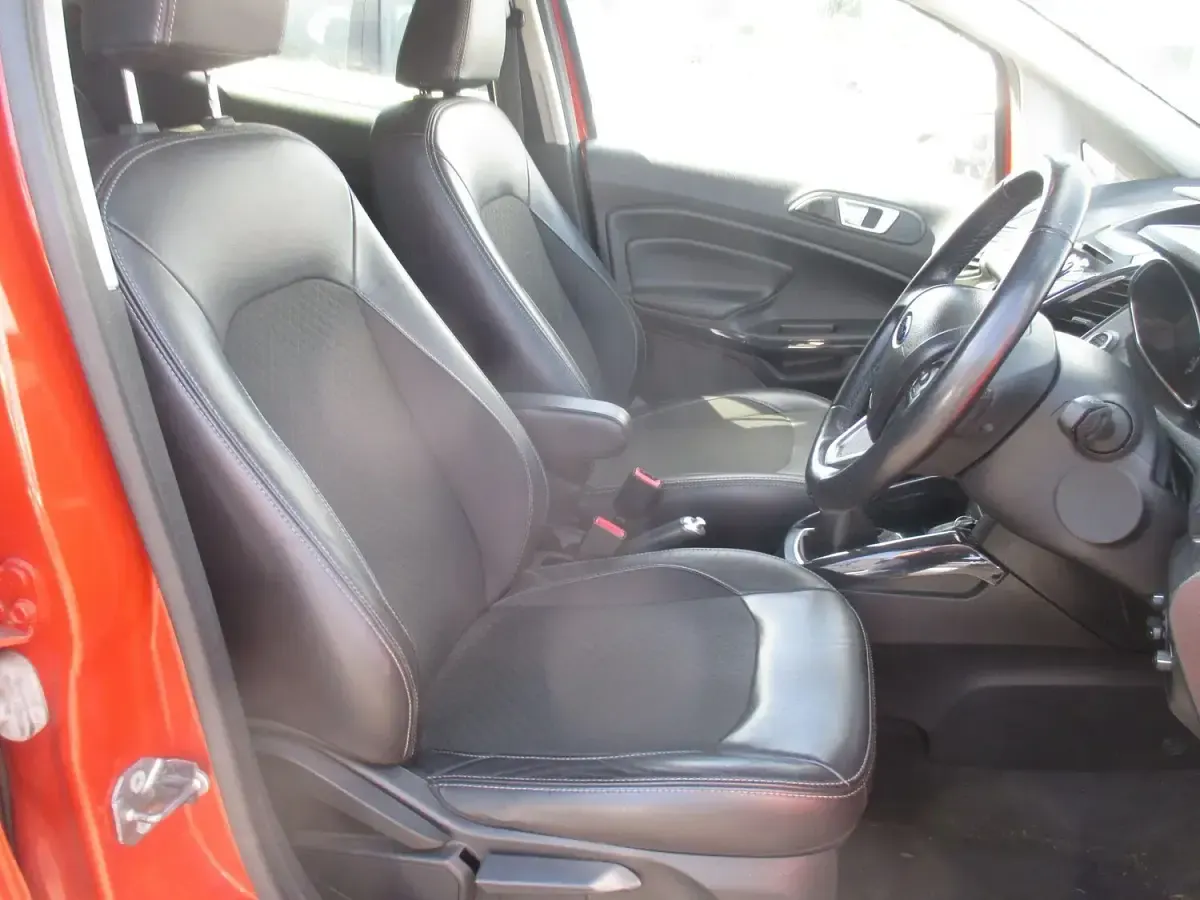 Used Ford Ecosport Titanium 95 HP (69 kW) 2016 Red SUV
