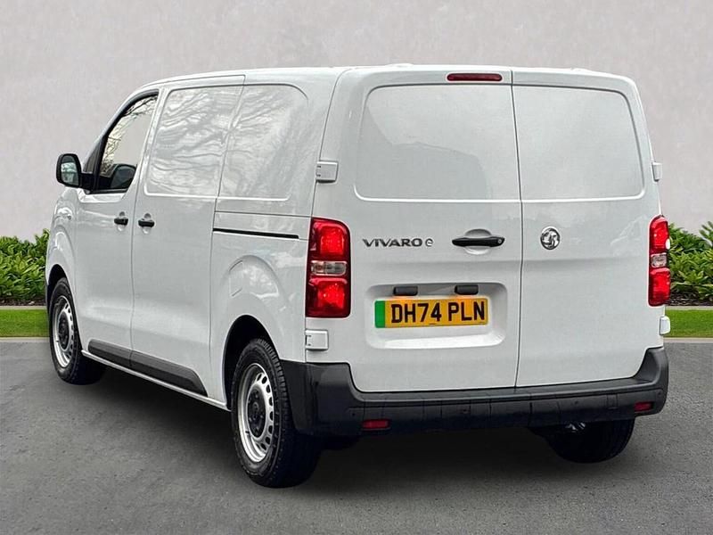 New Vauxhall Vivaro 100 kW (136 HP) 2025 White MPV