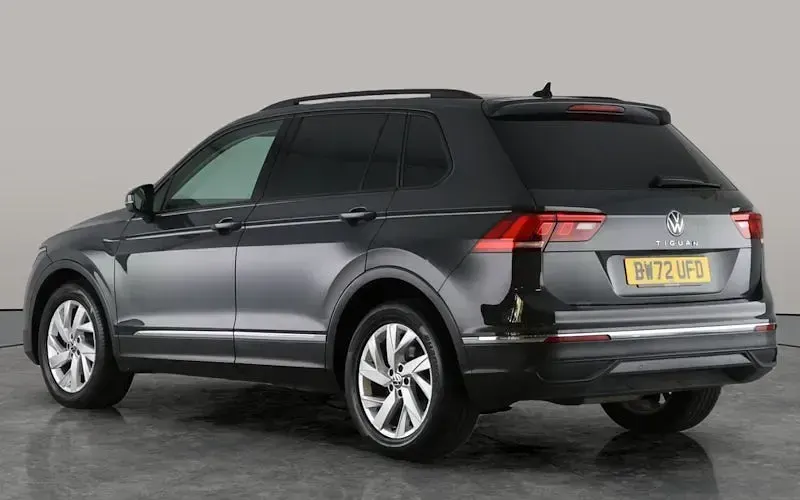 Used VW Tiguan Life 150 HP (110 kW) 2023 Grey SUV