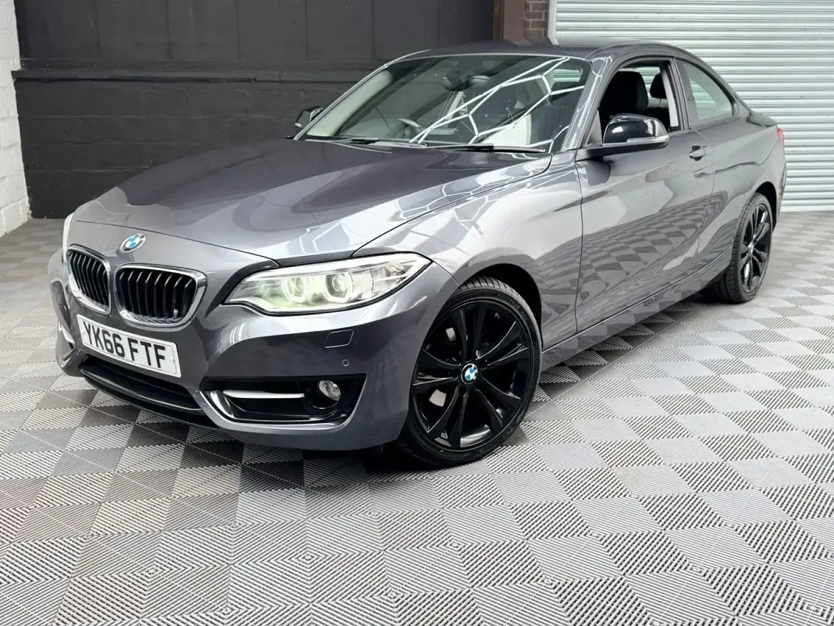 Begagnad BMW 218 Sport Line 2017 Grå Sportkupé