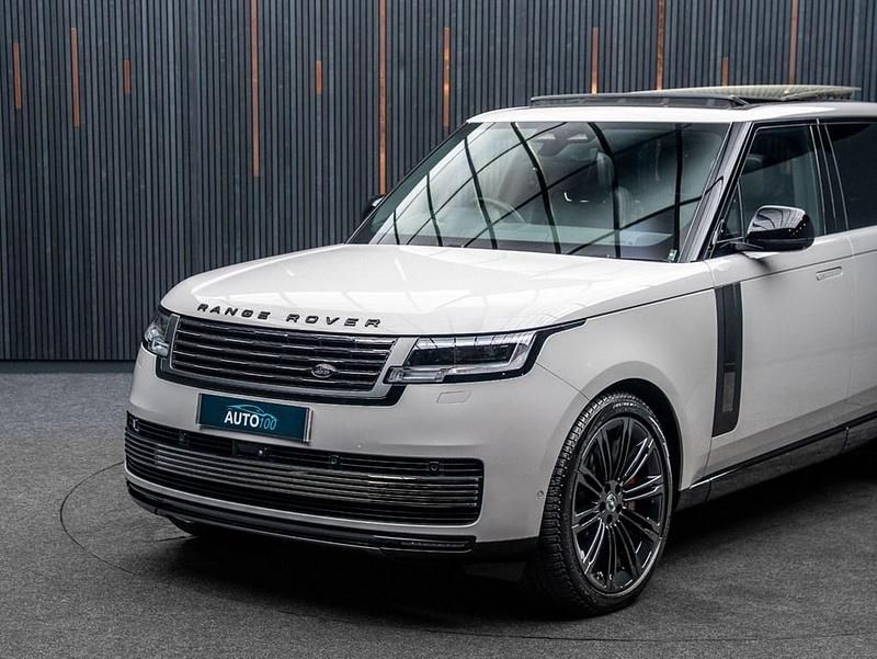 Used Land Rover Range Rover S 530 HP (389 kW) 2024 Grey SUV