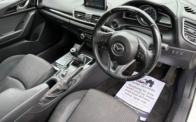 Begagnad Mazda 3 120 HK (88 kW) 2016 Sedan