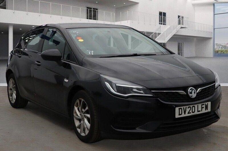 Black Used 2020 Vauxhall Astra Business Edition Hatchback | £6,590 (Good price) - Image 1/1