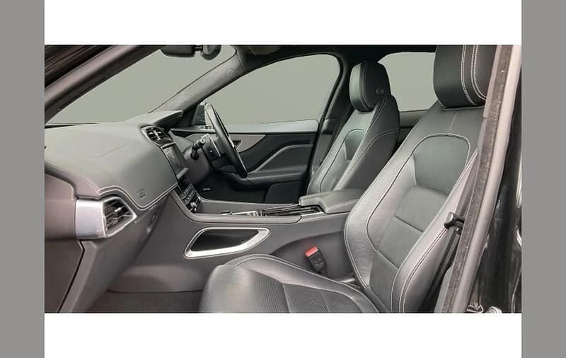 Used Jaguar F-Pace Chequered Flag 180 HP (132 kW) 2020 Black SUV