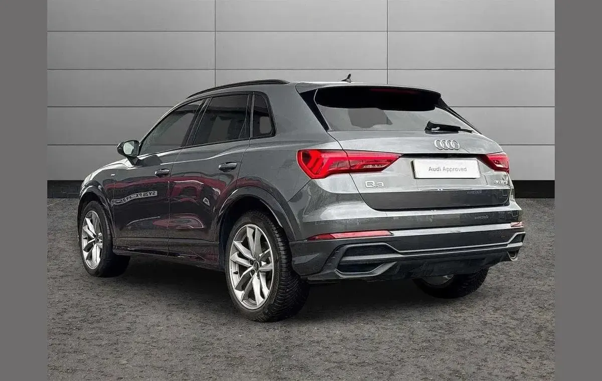 Used Audi Q3 Black Edition 150 HP (110 kW) 2022 Grey SUV