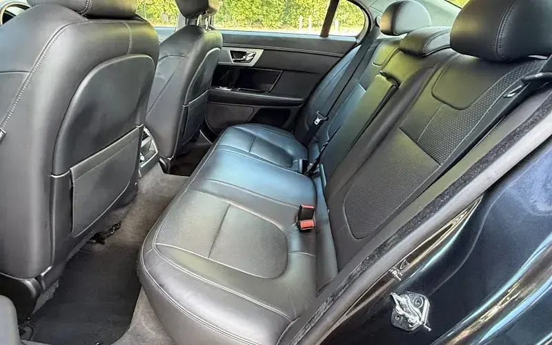 Used Jaguar XF Portfolio 275 HP (202 kW) 2014 Grey Sedan