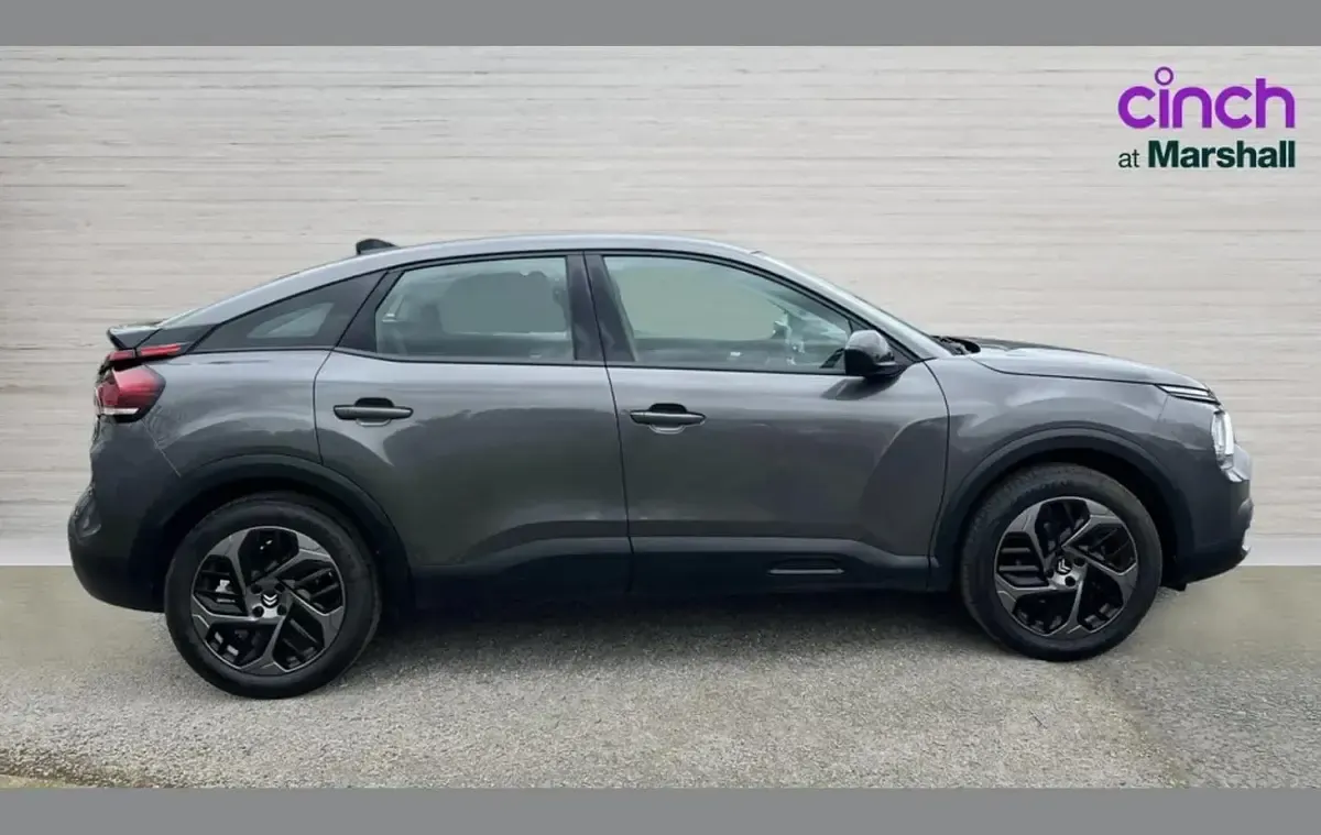 Używany Citroën C4 PureTech 131 KM (96 kW) 2023 Szary SUV