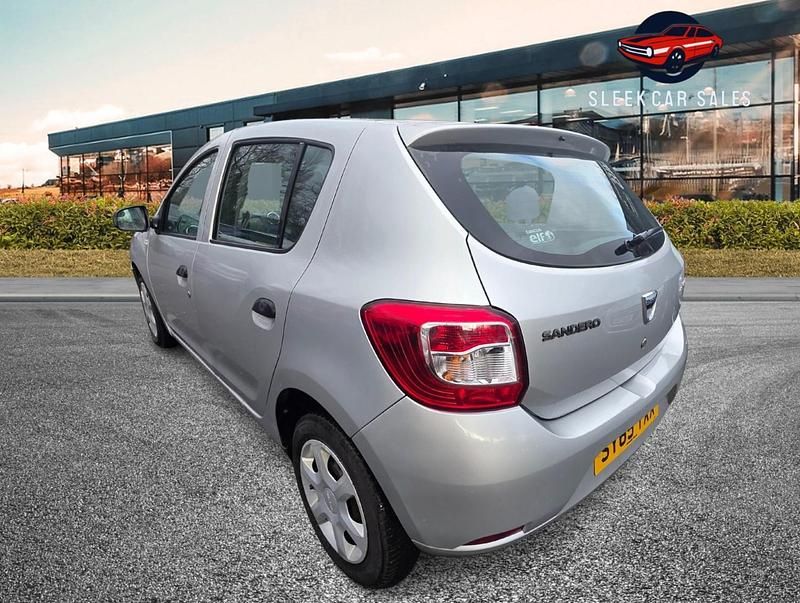 Used Dacia Sandero Ambiance 2015 Silver Hatchback